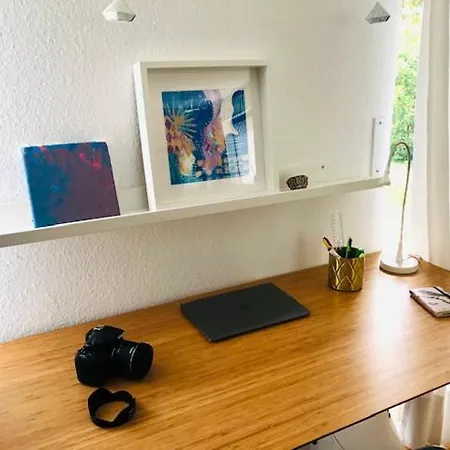 130qm-haus-terasse-grosser Garten-ruhig 度假居 *